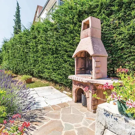 Apartment 1 Bedroom Beautiful In