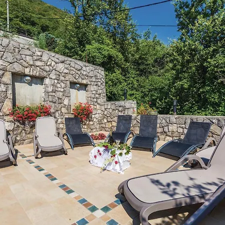 Apartment 1 Bedroom Beautiful In